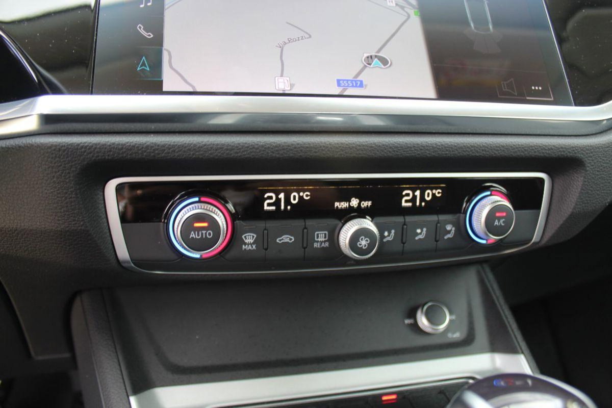 Audi Q3 Sportback 35 TDI quattro S tronic Business Plus (17)