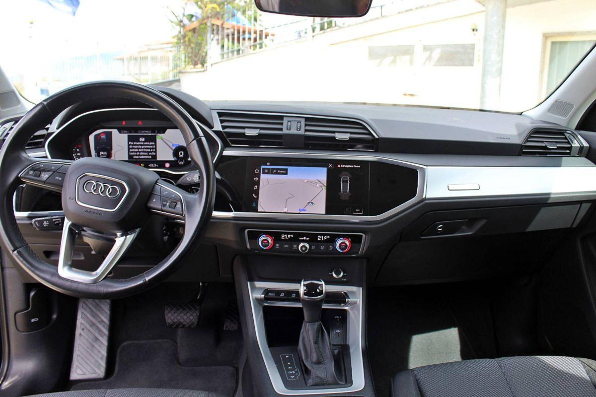 Audi Q3 Sportback 35 TDI quattro S tronic Business Plus (20)
