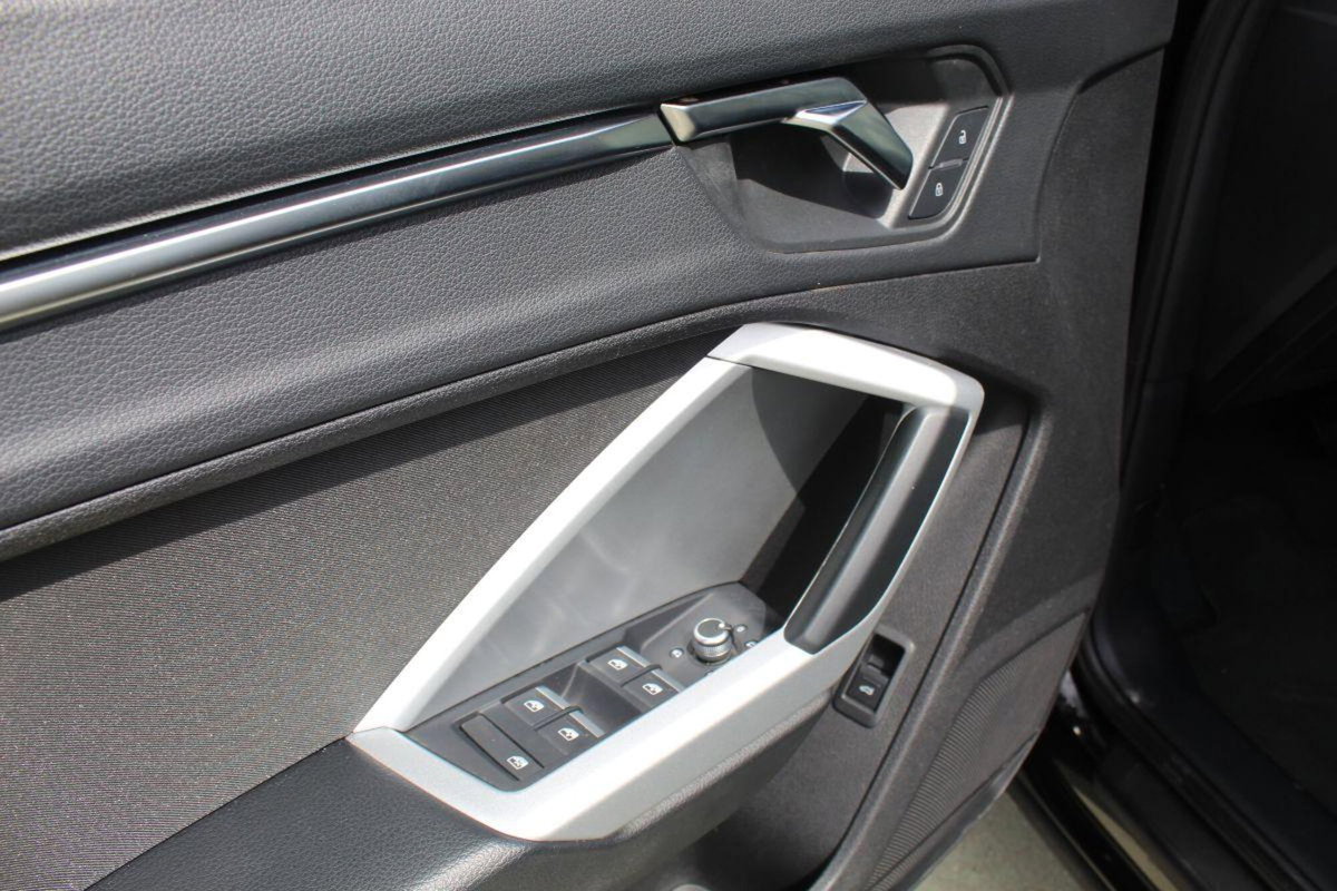 Audi Q3 Sportback 35 TDI quattro S tronic Business Plus (9)