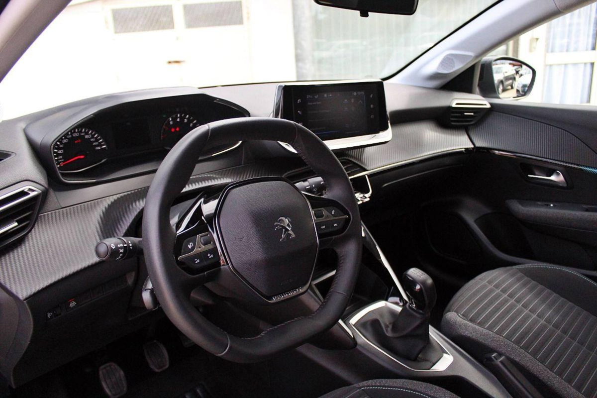 Peugeot 208 1.2 puretech Style s&s 75cv (11)