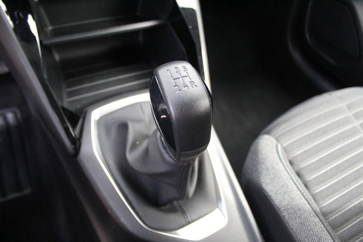 Peugeot 208 1.2 puretech Style s&s 75cv (18)