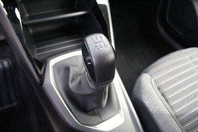 Peugeot 208 1.2 puretech Style s&s 75cv (18)