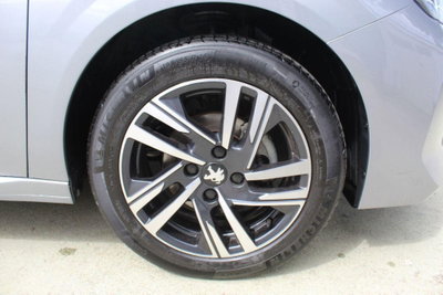 Peugeot 208 1.2 puretech Style s&s 75cv (4)