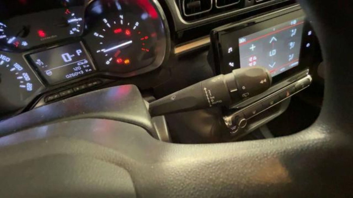 Citroen C3 Aircross 1.2 puretech Max s&s 110cv (14)