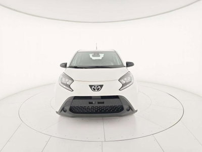 Toyota Aygo X 1.0 Active 72cv (2)