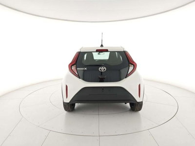Toyota Aygo X 1.0 Active 72cv (4)