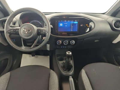 Toyota Aygo X 1.0 Active 72cv (6)