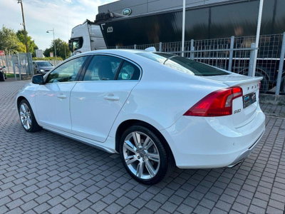 Volvo S40 2.4 D5 cat R-design (10)