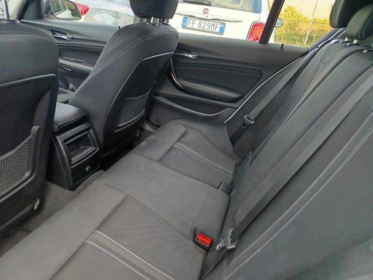 BMW Serie 1 5p. 116d 5p. Msport (14)