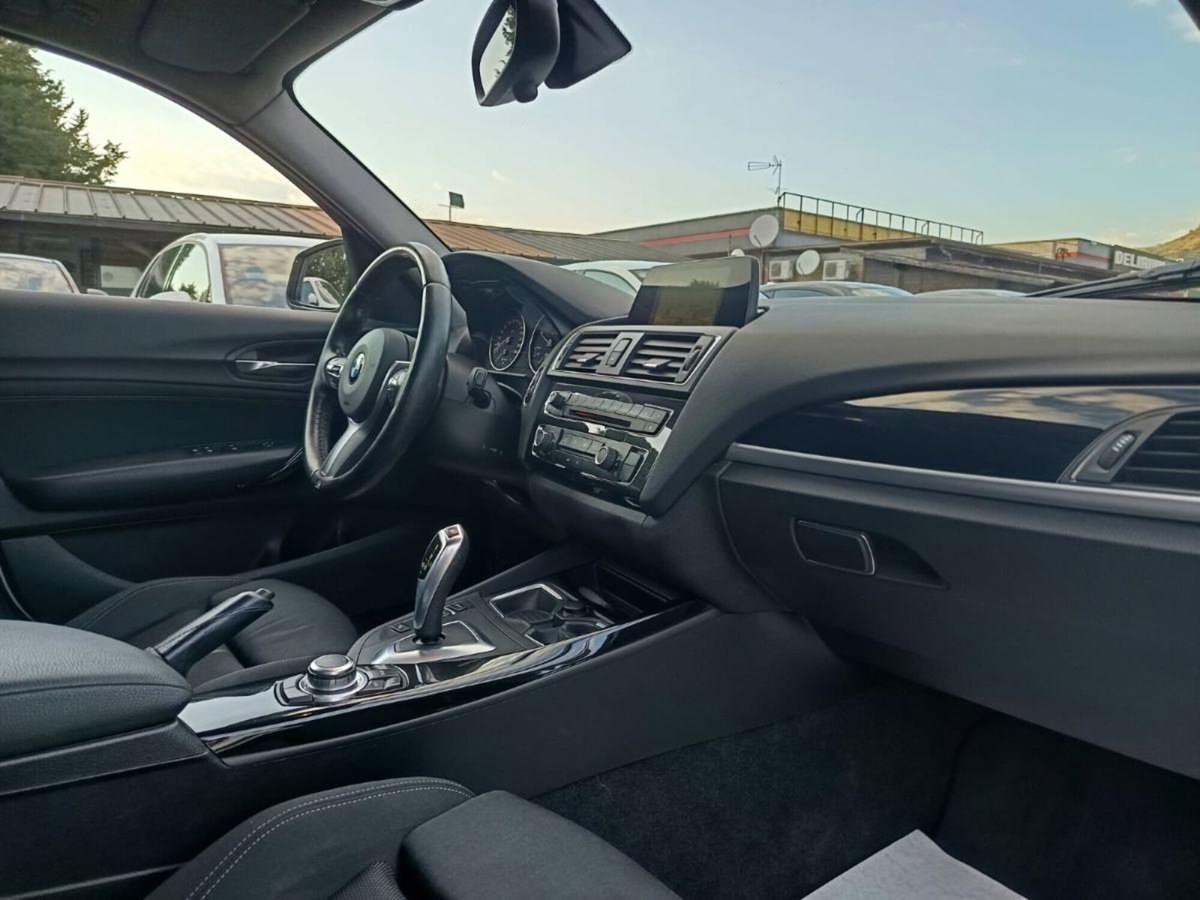BMW Serie 1 5p. 116d 5p. Msport (19)