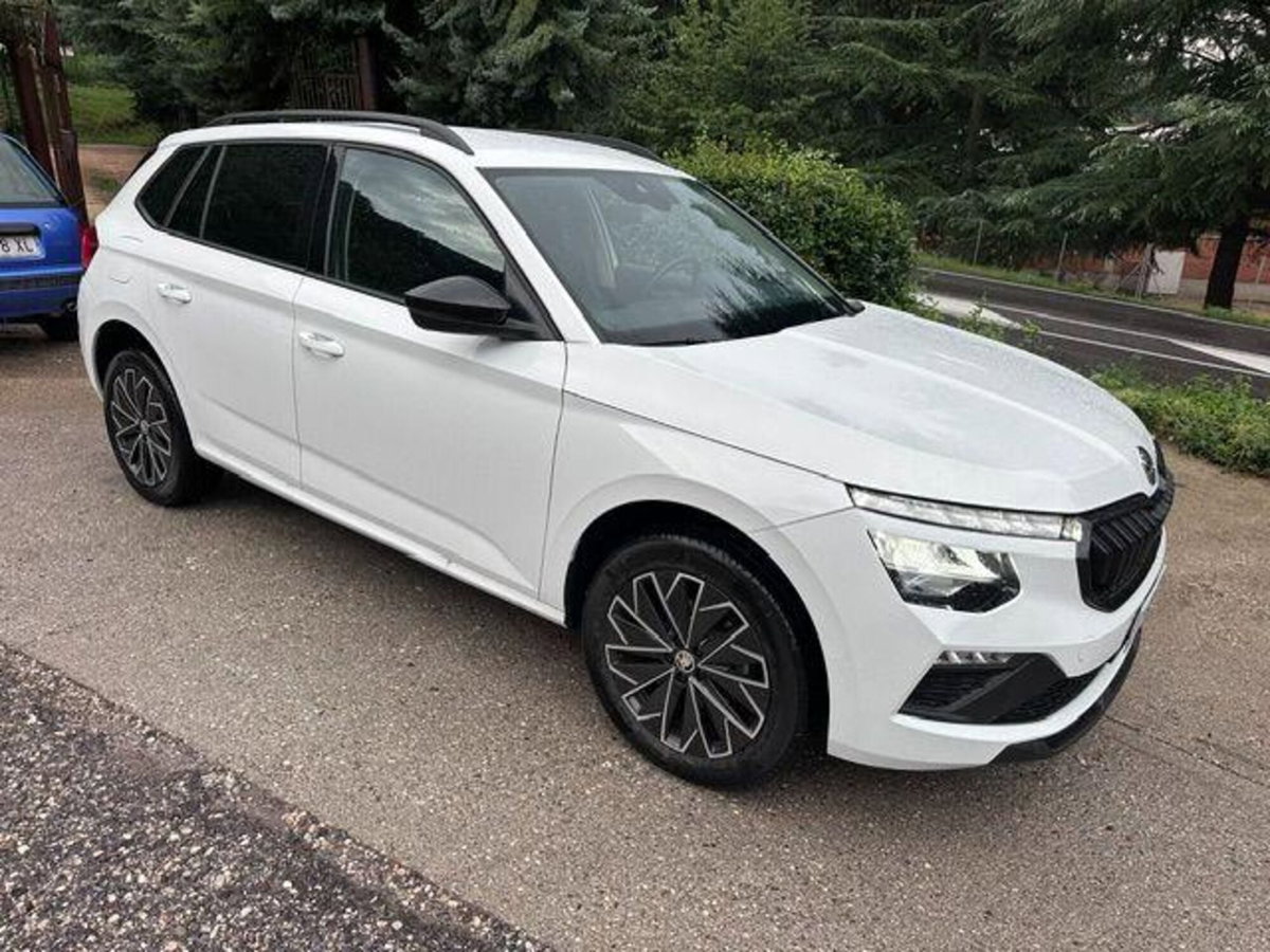 Skoda Kamiq 1.0 tsi Black Dots 95cv (2)