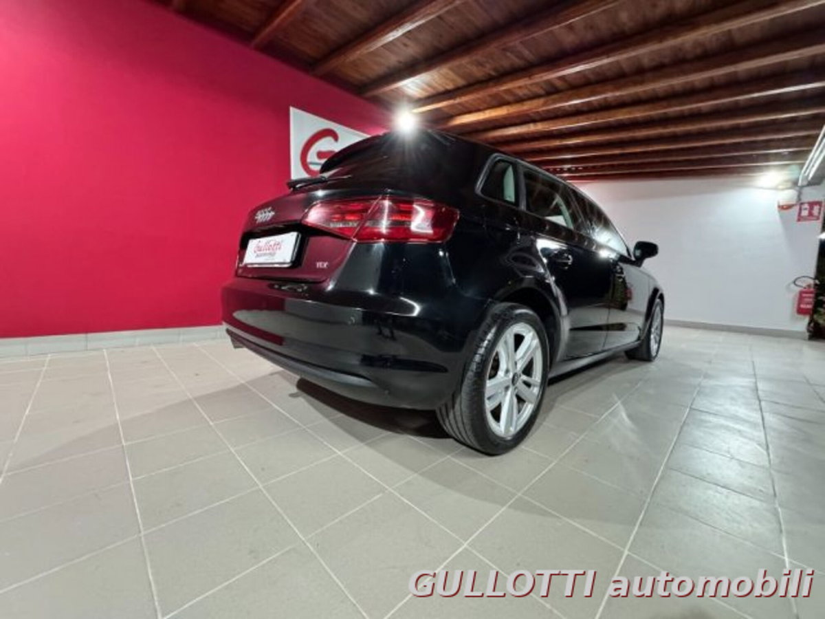Audi A3 Sportback 1.6 TDI clean diesel Ambition (8)