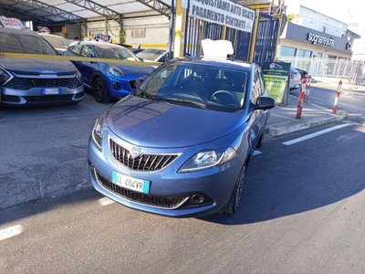 Lancia Ypsilon 1.0 FireFly 5 porte S&S Hybrid Silver Plus usata