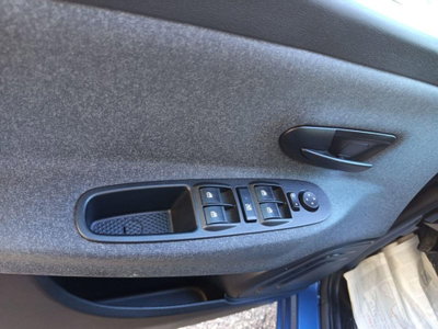 Lancia Ypsilon 1.0 FireFly 5 porte S&S Hybrid Silver Plus (12)