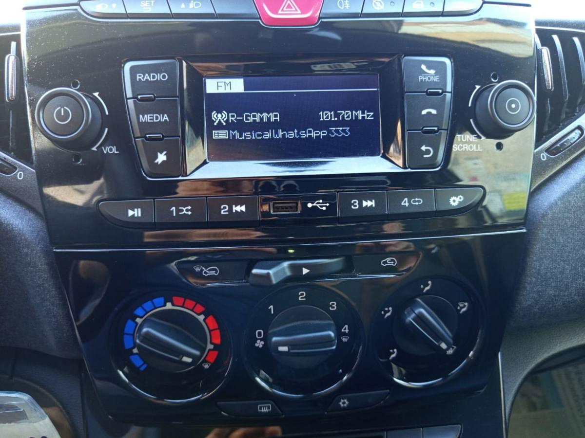 Lancia Ypsilon 1.0 FireFly 5 porte S&S Hybrid Silver Plus (15)