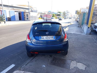 Lancia Ypsilon 1.0 FireFly 5 porte S&S Hybrid Silver Plus (5)