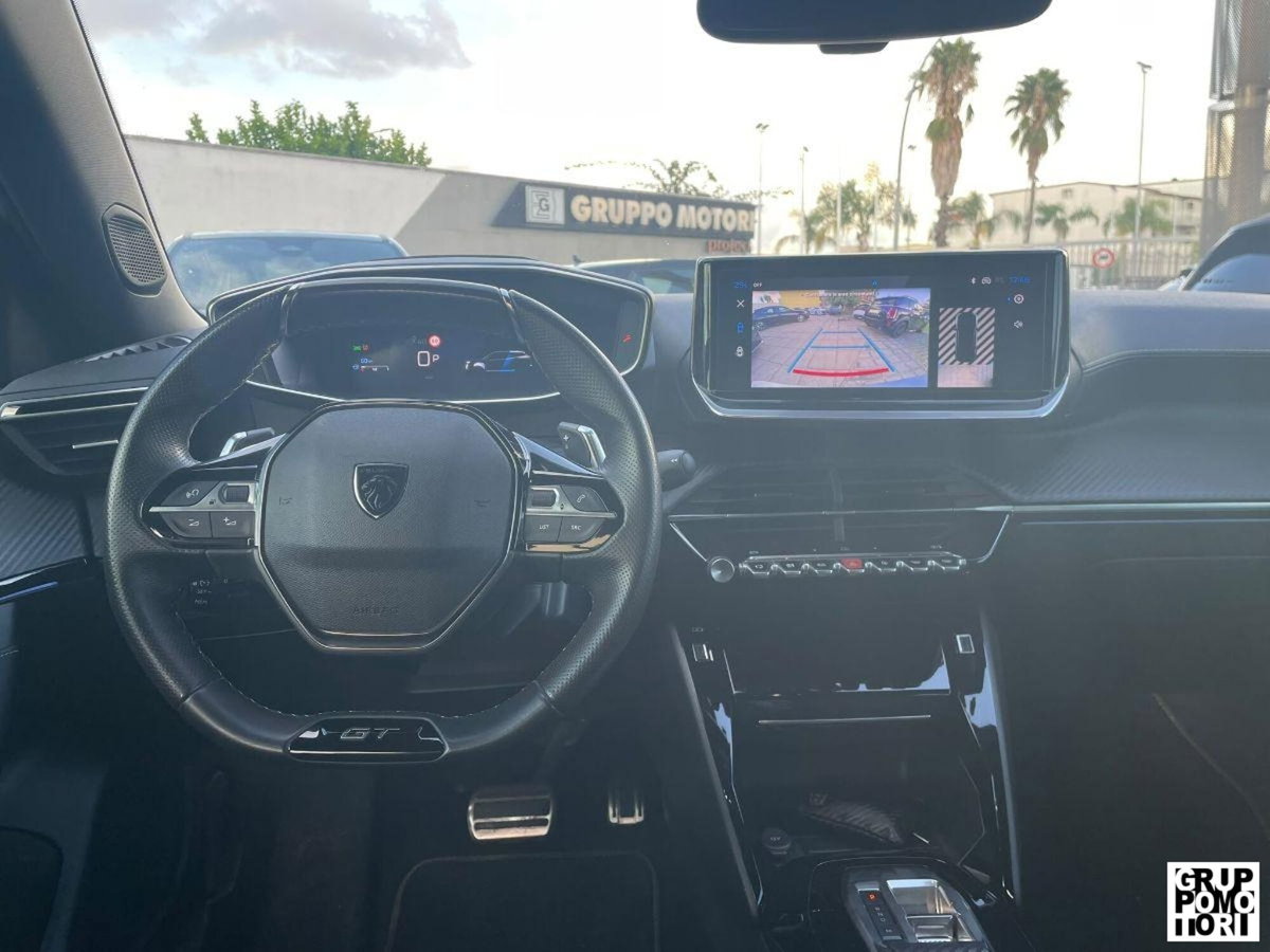 Peugeot 2008 1.2 hybrid GT 145cv e-dcs6 (9)