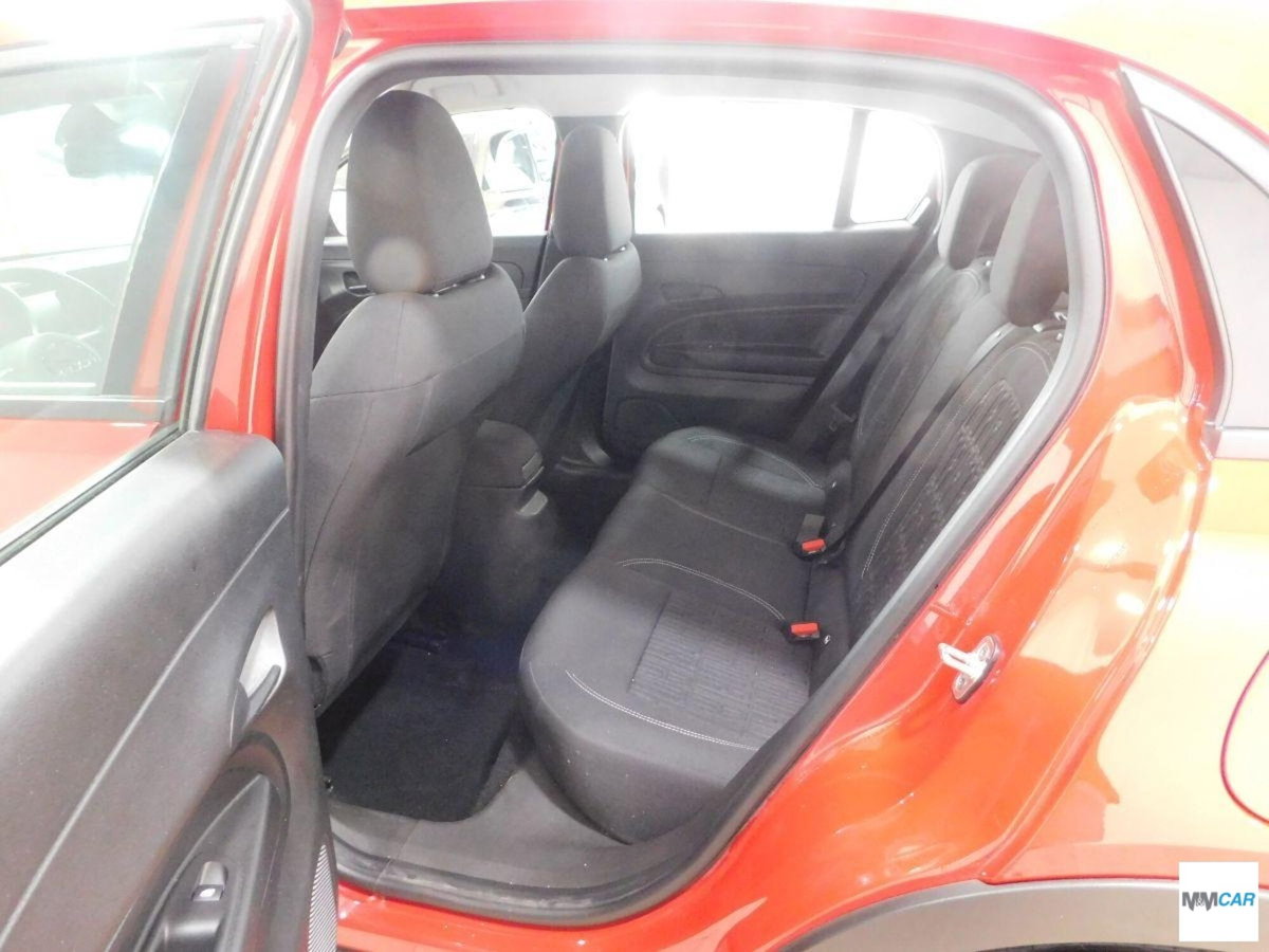 Fiat 600 1.2 hybrid 110cv auto (6)