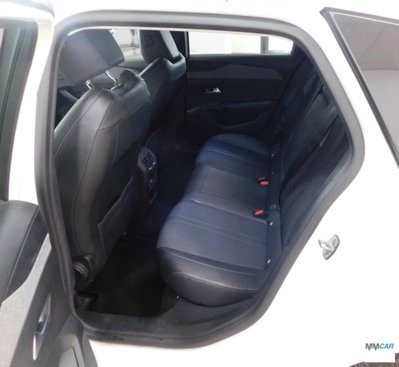 Peugeot 308 SW BlueHDi 130 S&S EAT8 Allure Pack (8)