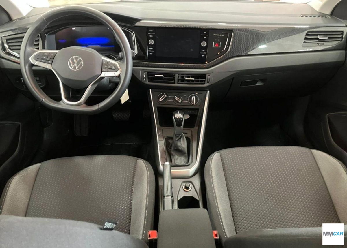 Volkswagen Polo 1.0 tsi Life 95cv dsg (6)