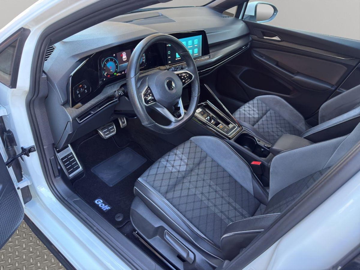 Volkswagen Golf 2.0 TDI 150 CV DSG SCR R-Line (10)