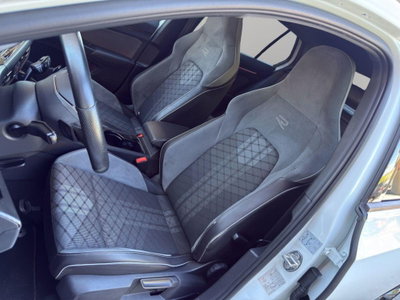 Volkswagen Golf 2.0 TDI 150 CV DSG SCR R-Line (11)