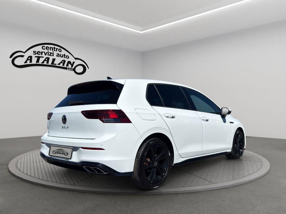 Volkswagen Golf 2.0 TDI 150 CV DSG SCR R-Line (5)