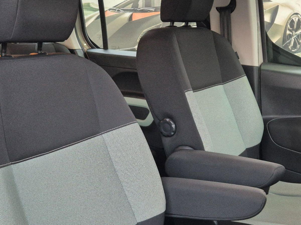 Citroen Berlingo BlueHDi 100 M Shine (15)