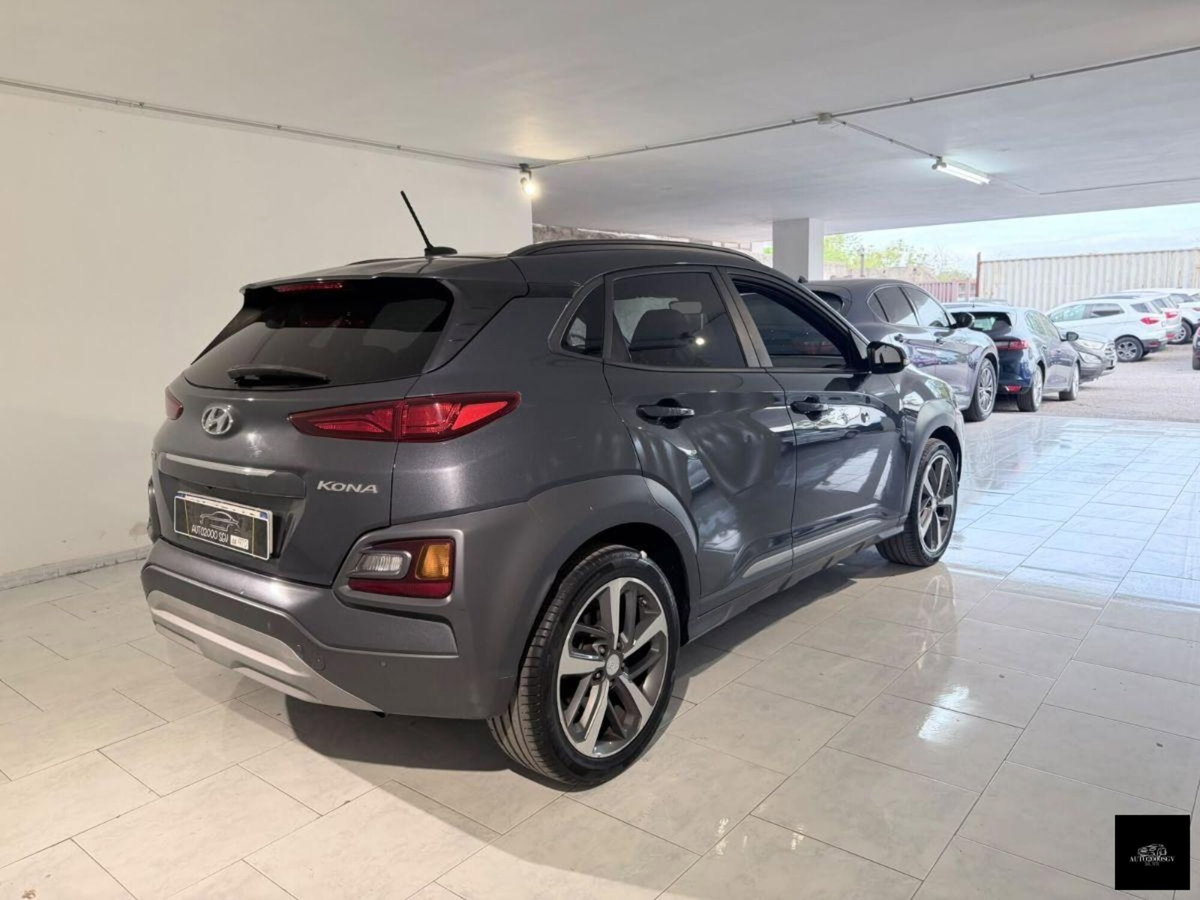 Hyundai Kona 1.6 CRDI 136 CV DCT Xpossible (6)