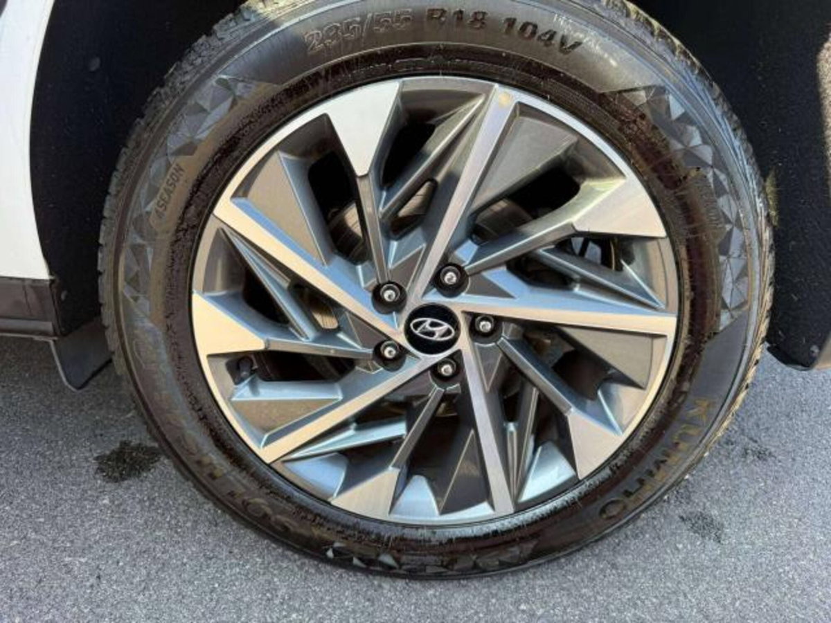 Hyundai Tucson 1.6 crdi Xtech 2wd (12)