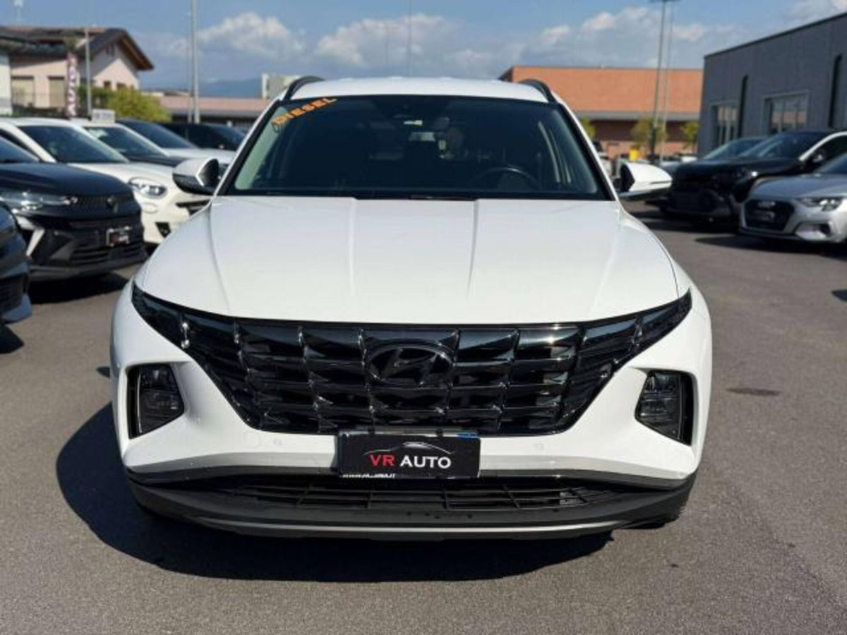 Hyundai Tucson 1.6 crdi Xtech 2wd (2)