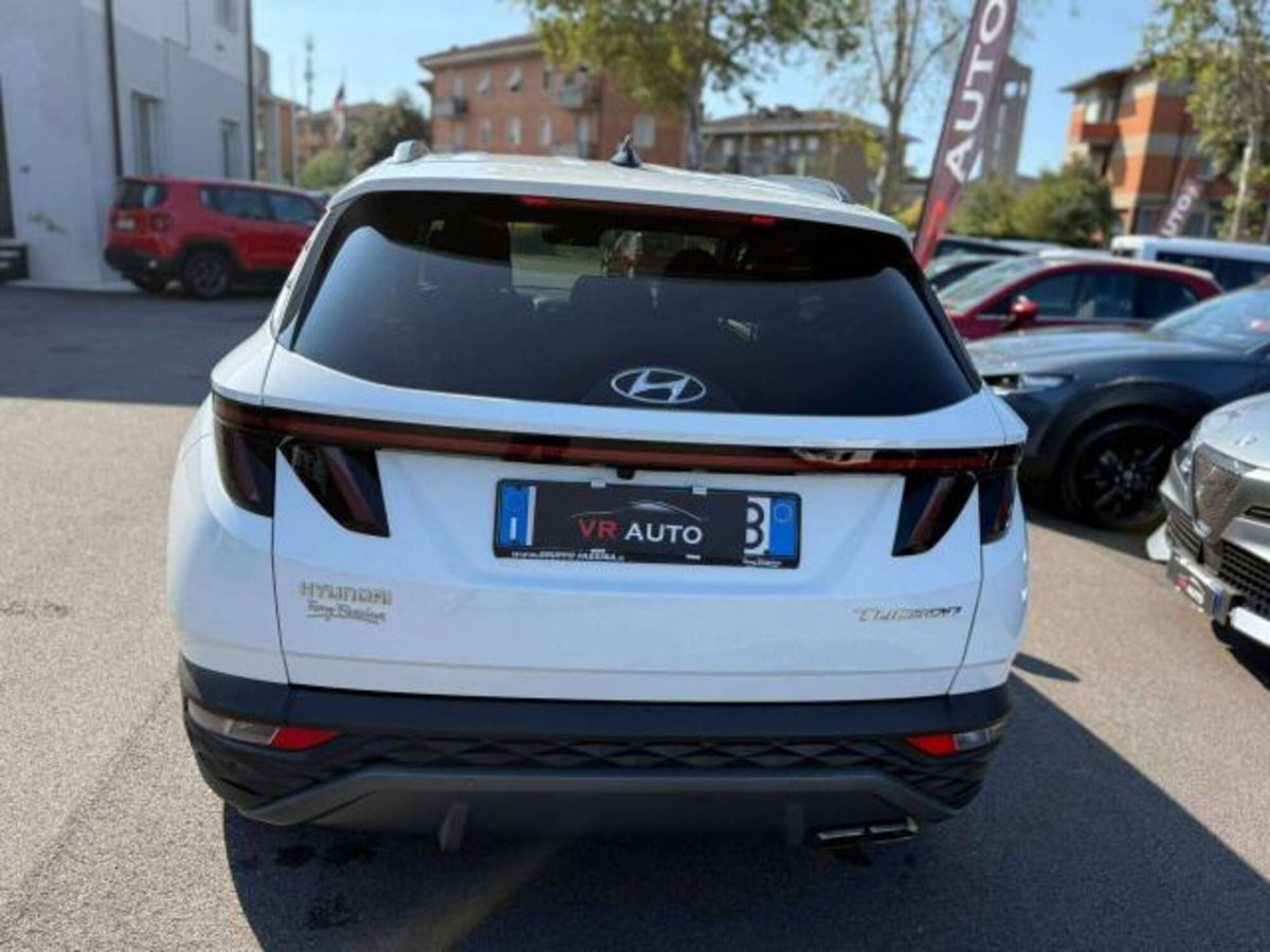 Hyundai Tucson 1.6 crdi Xtech 2wd (4)