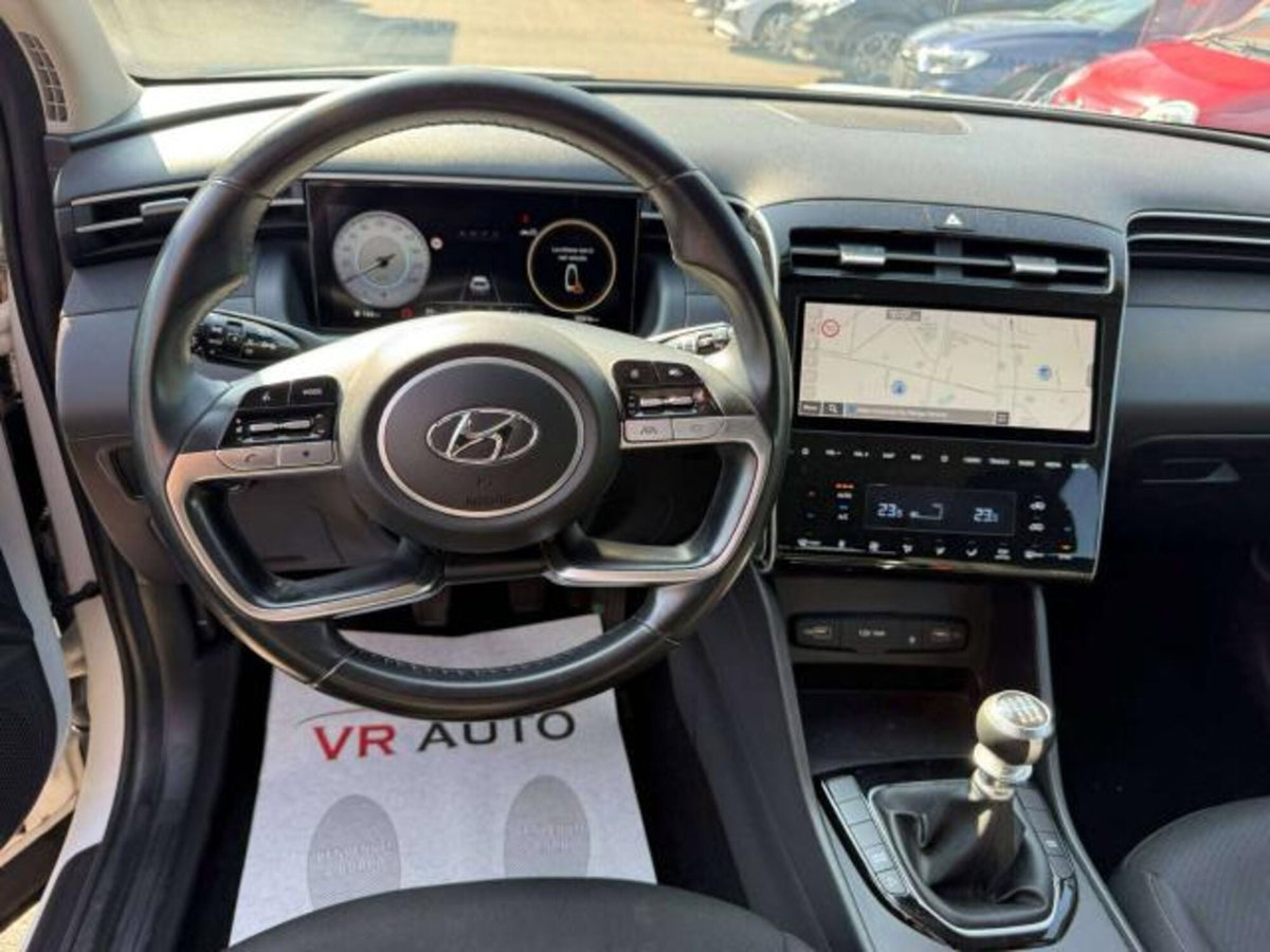 Hyundai Tucson 1.6 crdi Xtech 2wd (7)