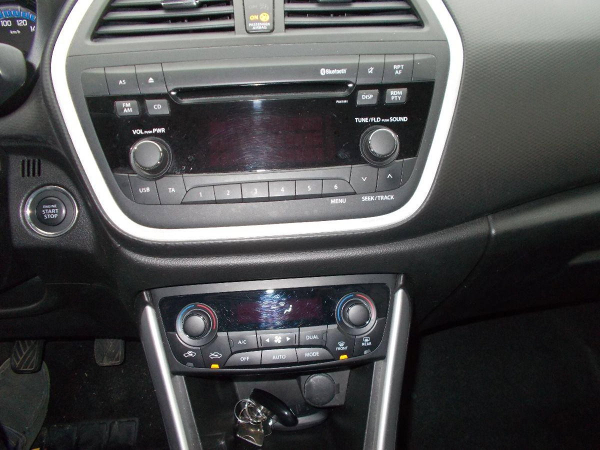Suzuki S-Cross 1.6 DDiS Top (15)