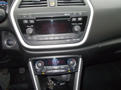 Suzuki S-Cross 1.6 DDiS Top (15)