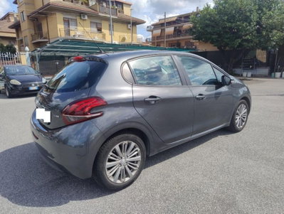 Peugeot 208 82 5 porte Active (2)