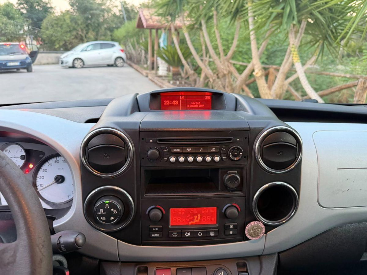 Citroen Berlingo 1.6 VTi 120CV Multispace (13)