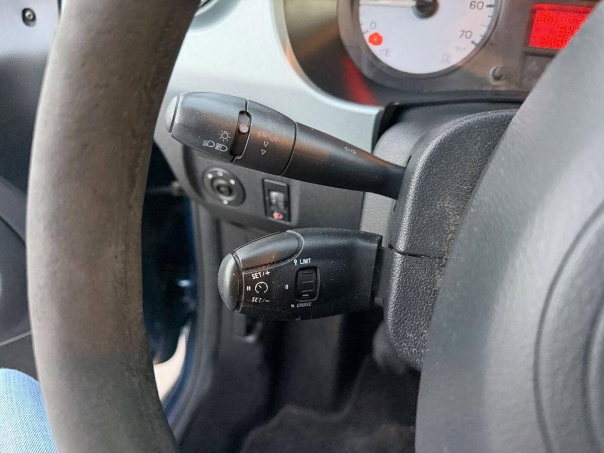 Citroen Berlingo 1.6 VTi 120CV Multispace (9)