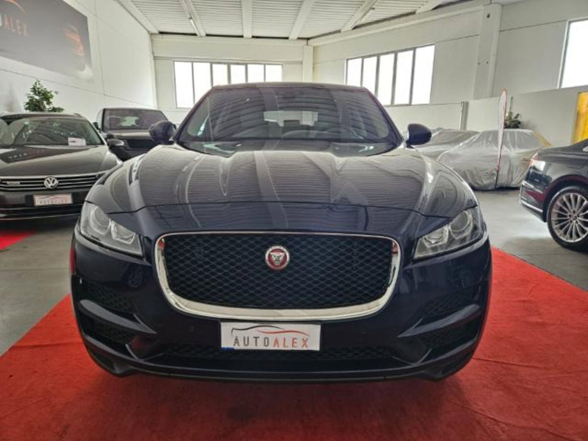 Jaguar F-Pace 2.0 D 180 CV AWD Prestige (2)
