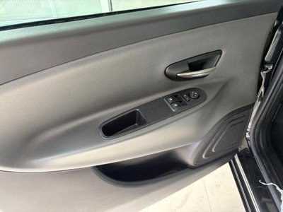 Lancia Ypsilon 1.2 69 CV 5 porte GPL Gold Plus (8)