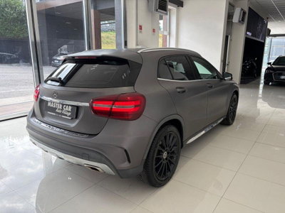 Mercedes-Benz GLA SUV 200 Automatic Premium (4)
