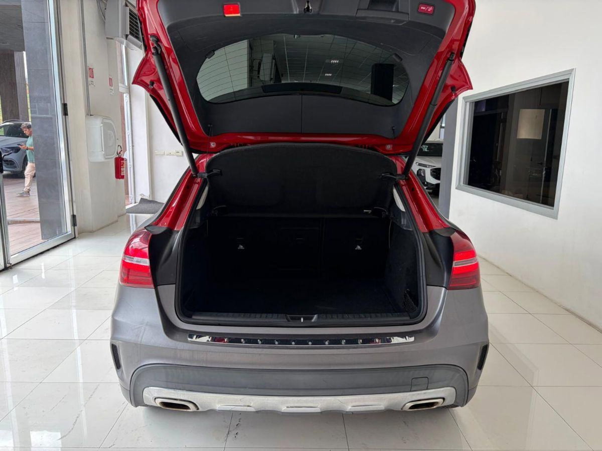 Mercedes-Benz GLA SUV 200 Automatic Premium (7)