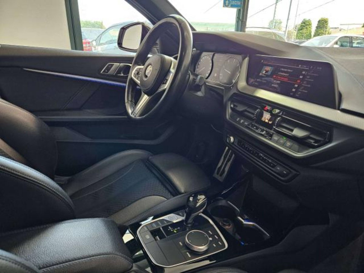 BMW Serie 1 118d Msport auto (13)