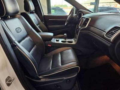 Jeep Grand Cherokee 3.0 V6 CRD 250 CV Multijet II Overland (12)