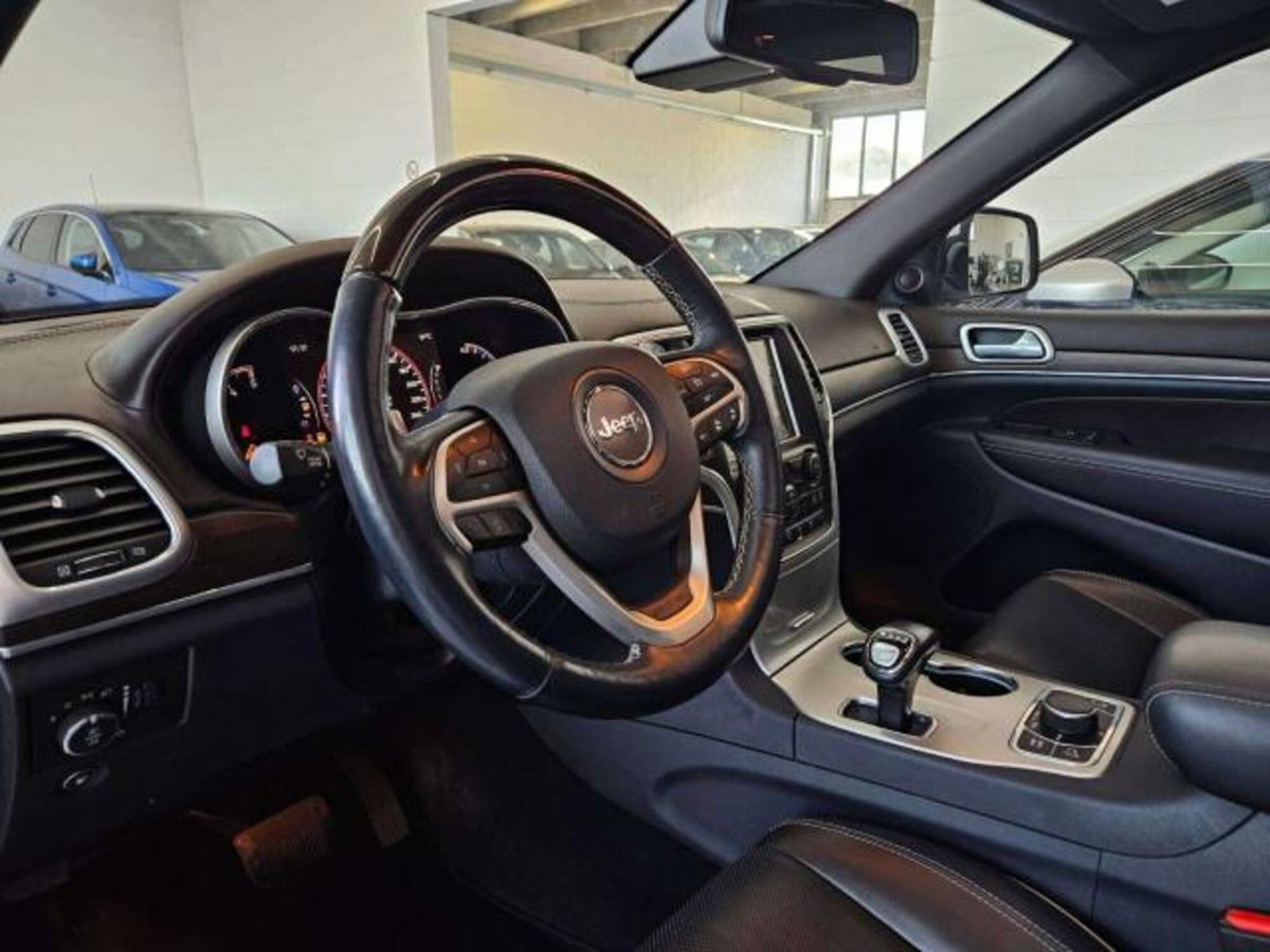 Jeep Grand Cherokee 3.0 V6 CRD 250 CV Multijet II Overland (13)