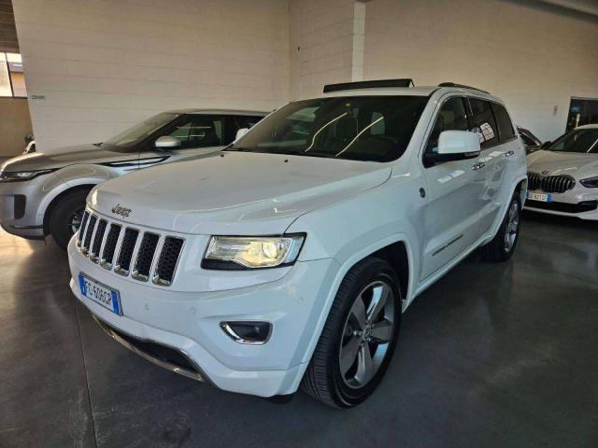 Jeep Grand Cherokee 3.0 V6 CRD 250 CV Multijet II Overland (3)