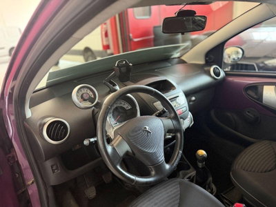 Peugeot 107 68CV 5p. Superga (5)