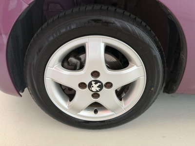 Peugeot 107 68CV 5p. Superga (8)
