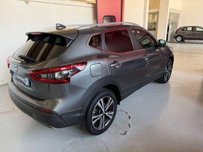 Nissan Qashqai 1.2 DIG-T Tekna (13)