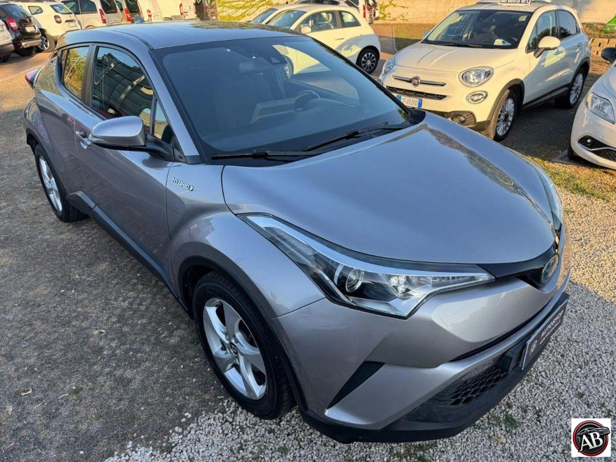 Toyota Toyota C-HR 1.8 Hybrid E-CVT Active (2)